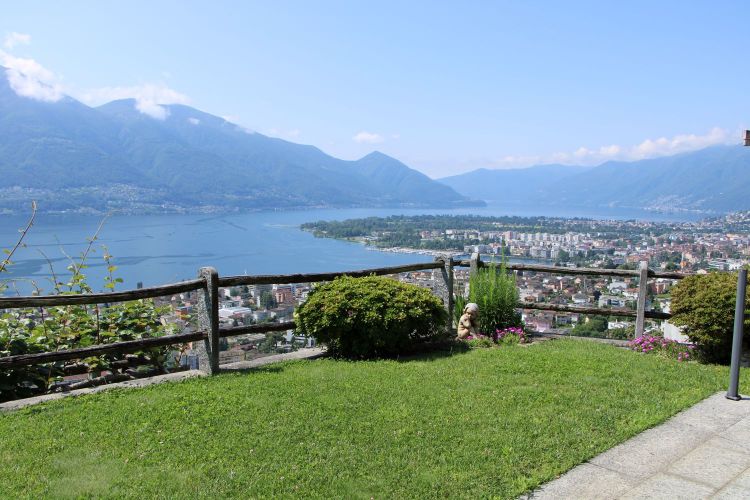 Immobili a Locarno, Ticino, Svizzera | Immobilien in Locarno, Tessin, Schweiz